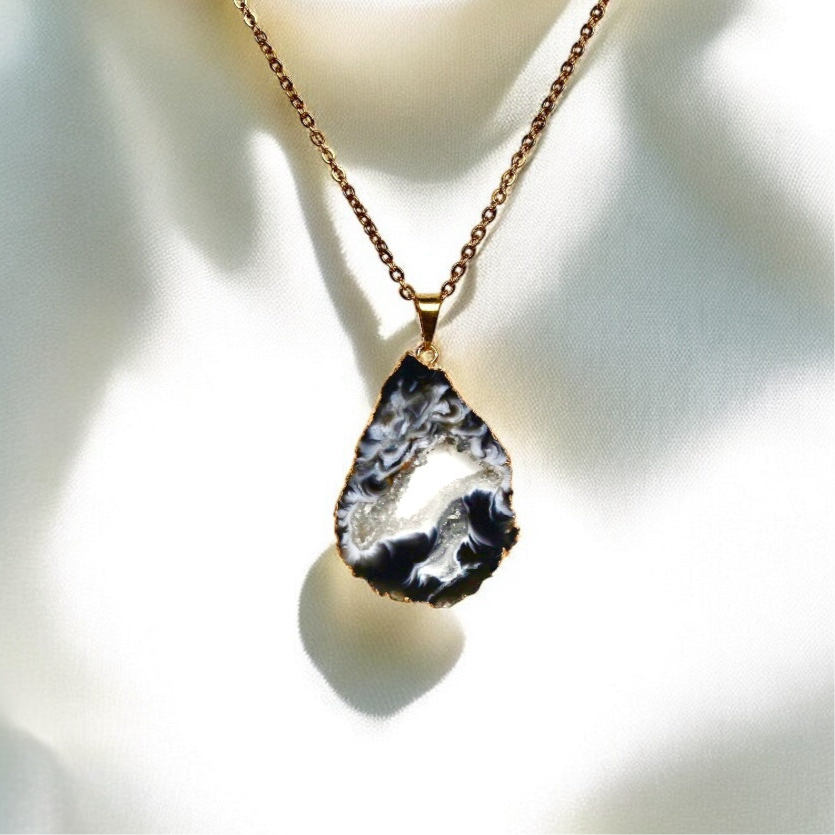 Agate Geode Slice Necklace